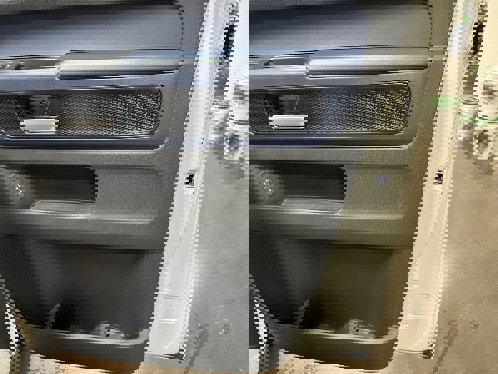 New 2025 Volkswagen ID. Buzz Pro S image 41