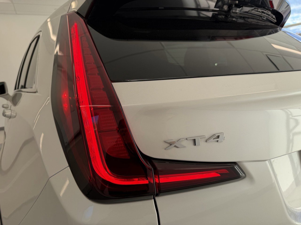 Used 2019 Cadillac XT4 Premium Luxury image 50