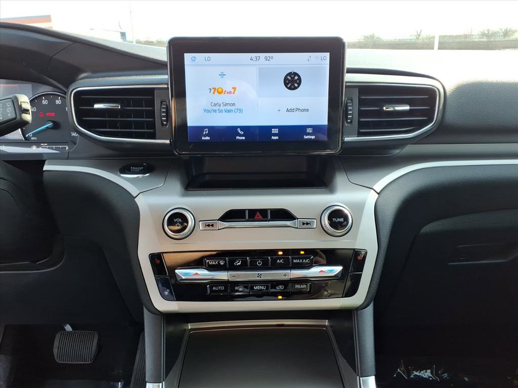 Used 2022 Ford Explorer XLT w/ Equipment Group 202A image 10