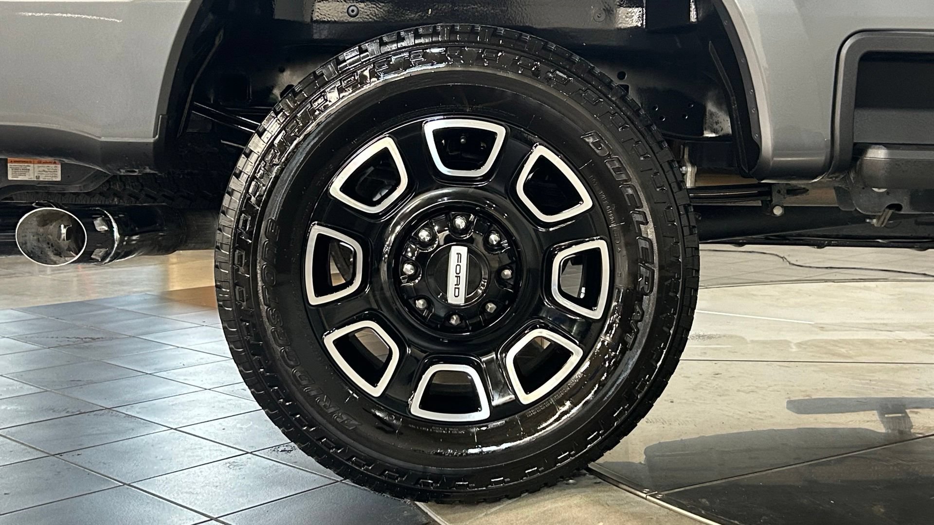 Used 2026 Ford F250 Platinum w/ FX4 Off-Road Package AWD/4WD image 25