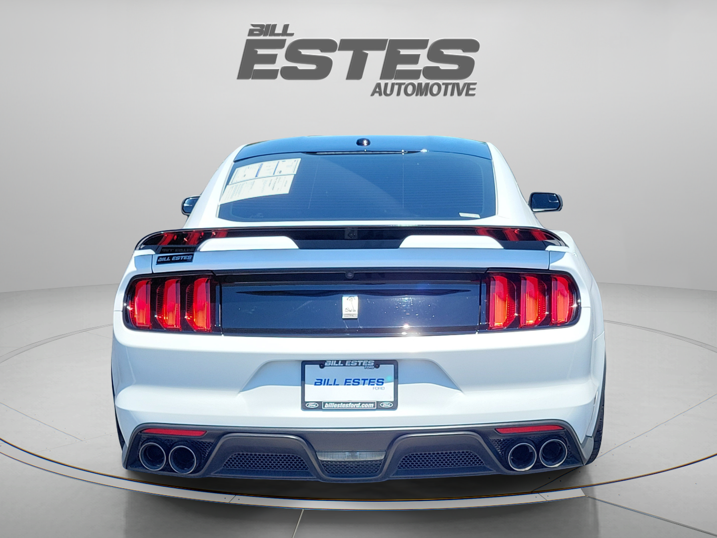 Used 2017 Ford Mustang Shelby GT350 RWD image 3