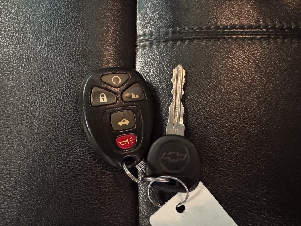 Used 2014 Chevrolet Impala LTZ FWD image 15
