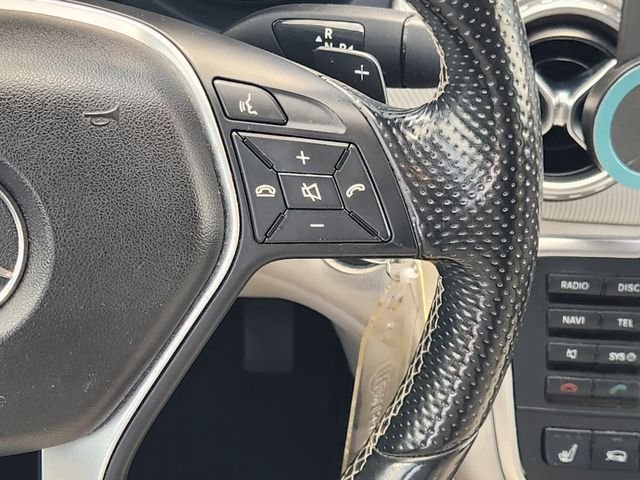 Used 2015 Mercedes-Benz GLA 250 4MATIC image 29