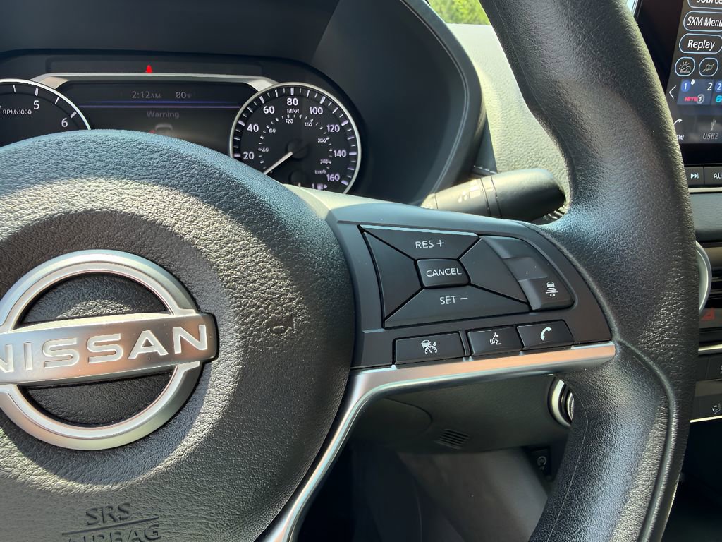 Used 2025 Nissan Sentra SV FWD image 24
