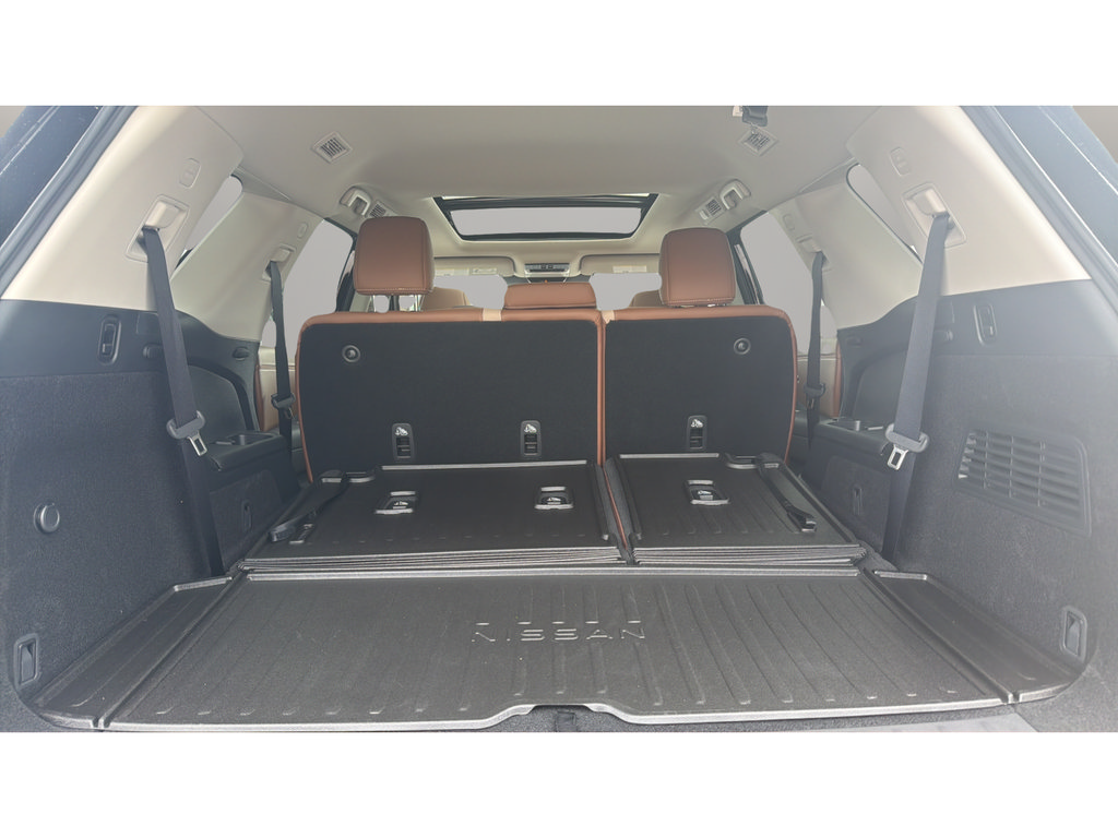 New 2026 Nissan Pathfinder Platinum w/ Cargo Package AWD/4WD image 17
