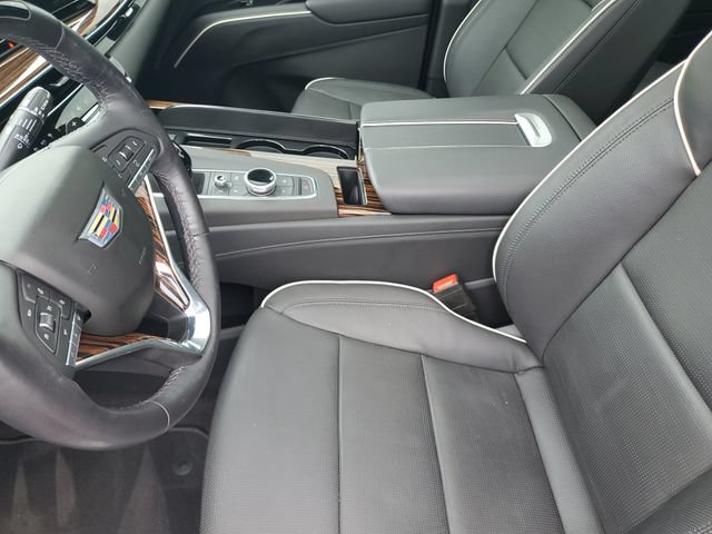 Used 2023 Cadillac Escalade Premium Luxury AWD/4WD image 10