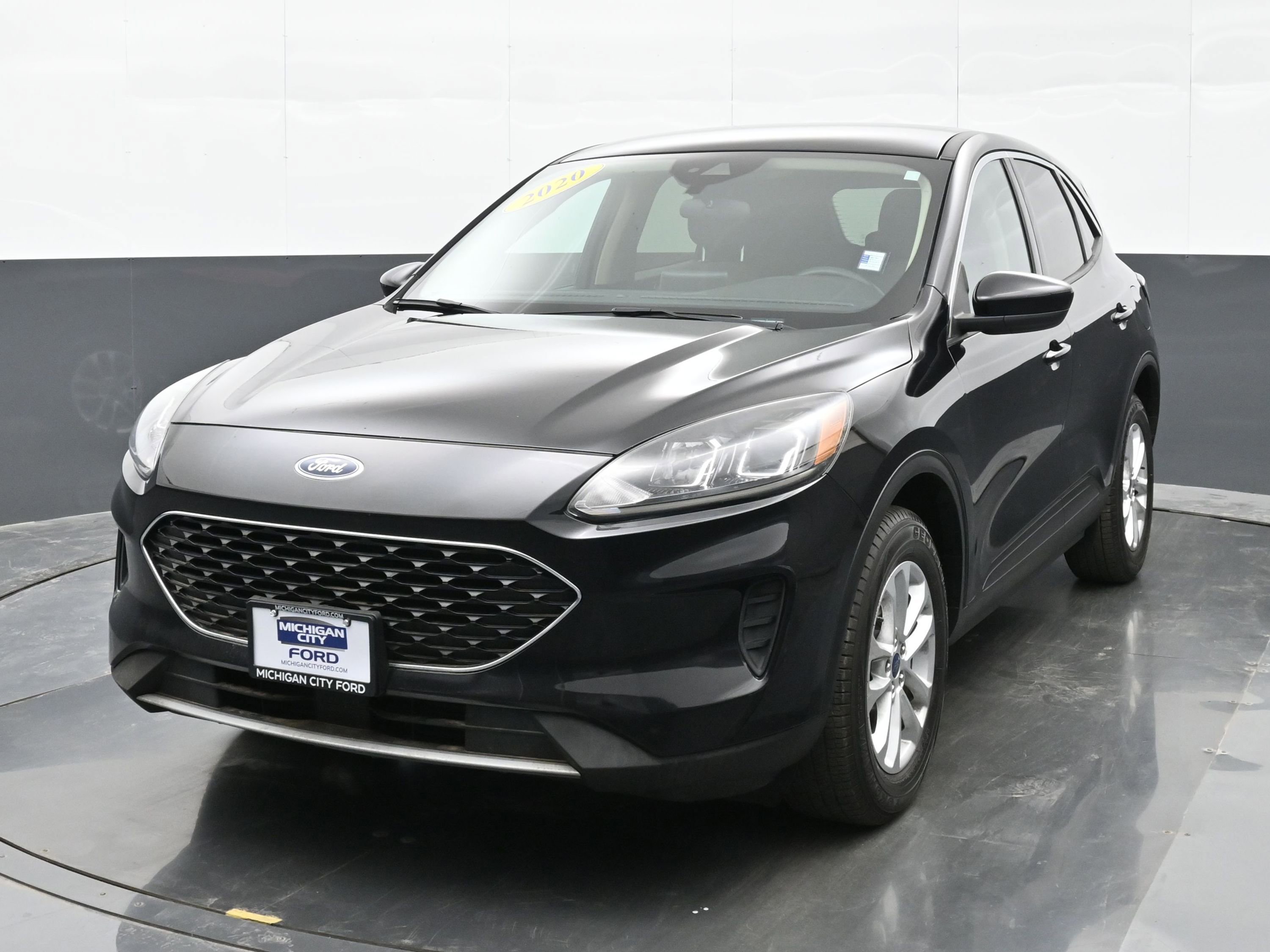Used 2020 Ford Escape SE image 7