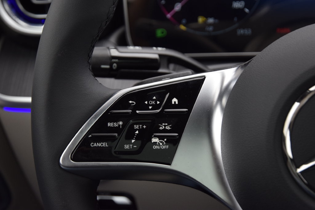 New 2027 Mercedes-Benz CLE 300 4MATIC Coupe image 23