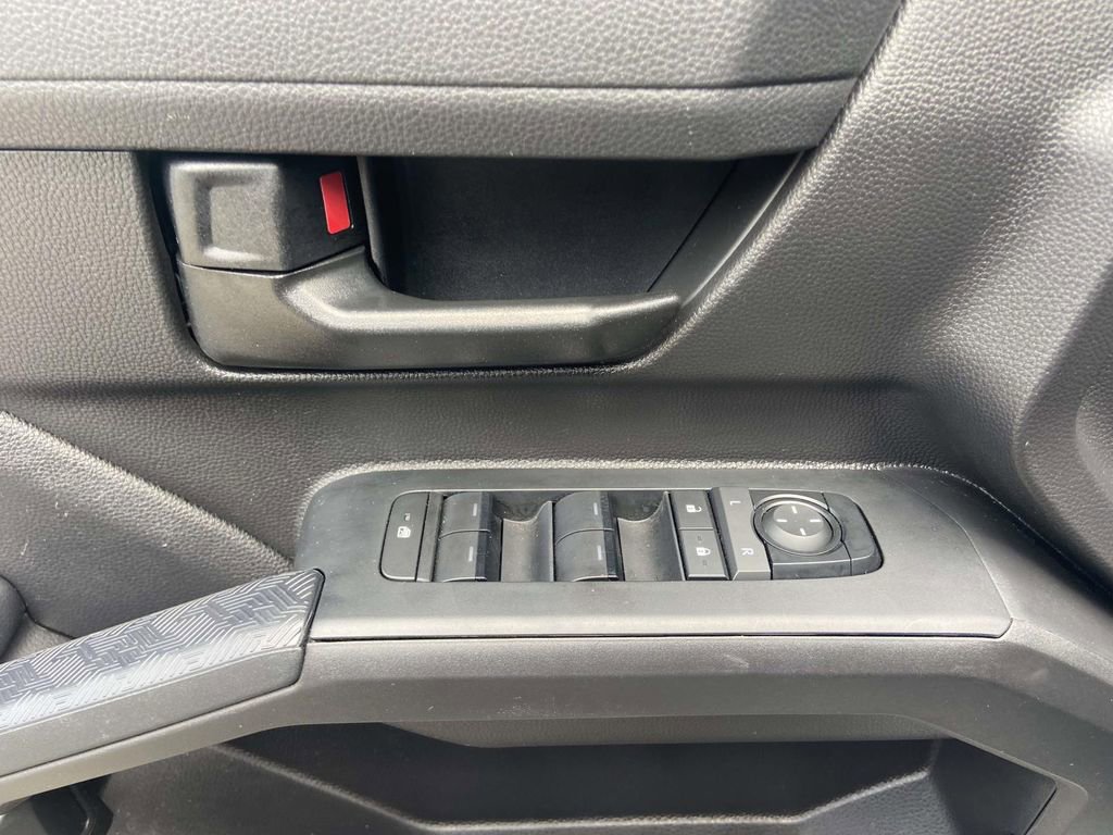 Used 2024 Toyota Tacoma SR image 14