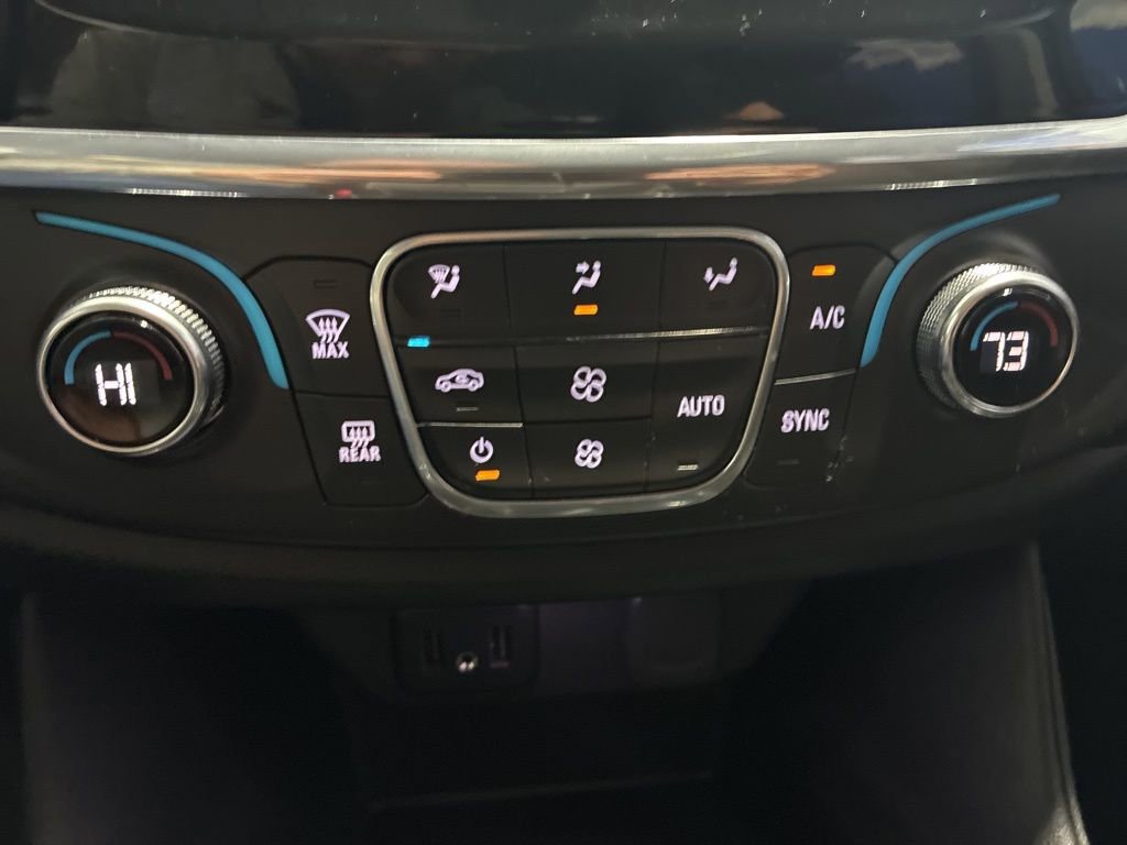 Used 2020 Chevrolet Traverse LS image 26