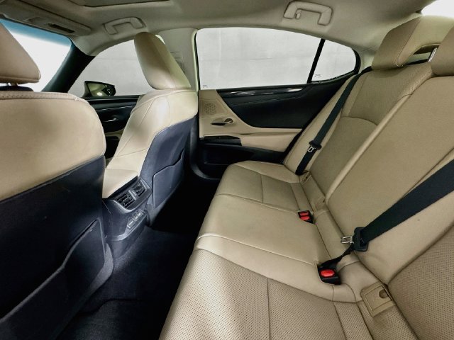Used 2021 Lexus ES 350 w/ Accessory Package 2 FWD image 22