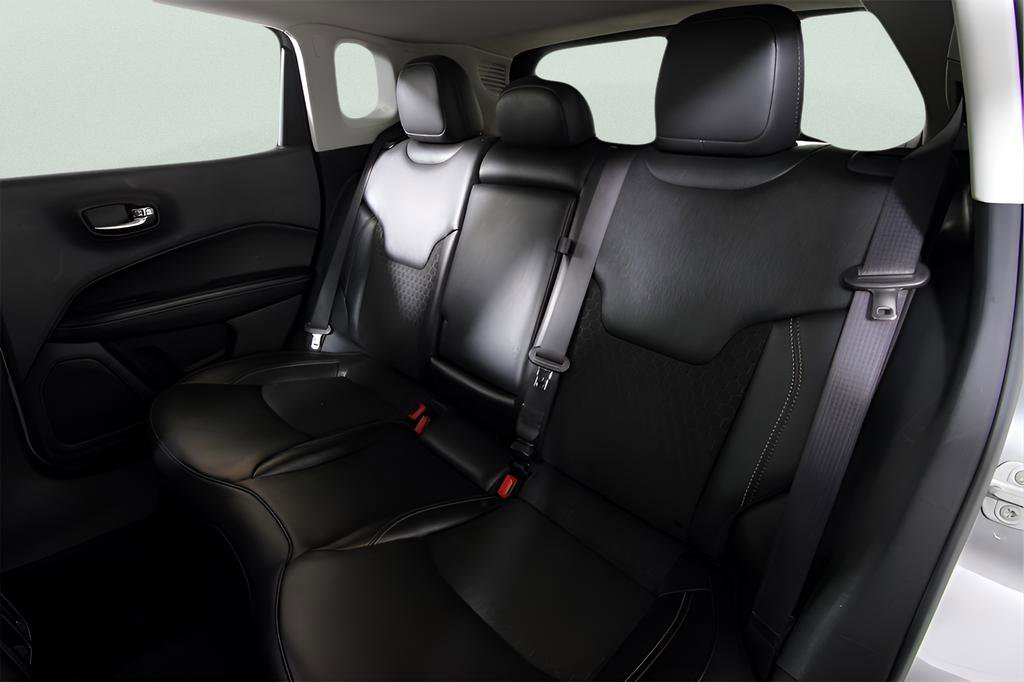 Used 2021 Jeep Compass Latitude image 24