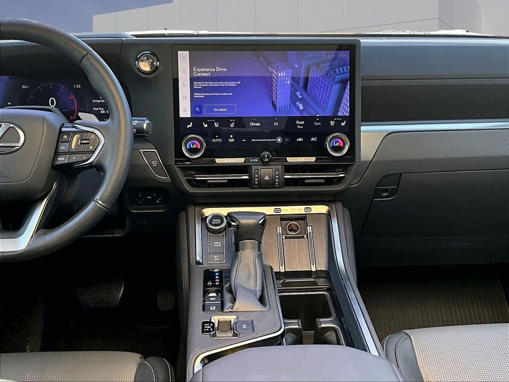 Used 2024 Lexus GX 550 w/ Accessory Package (Z1) image 16