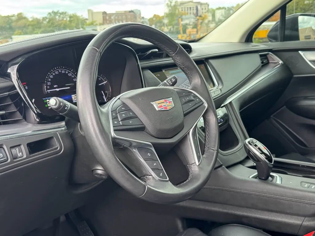Used 2019 Cadillac XT4 Sport w/ Cold Weather Package image 9