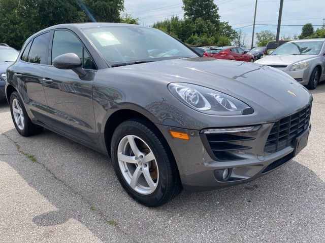 Used 2018 Porsche Macan image 1