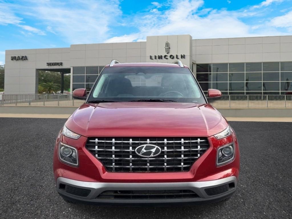 Used 2024 Hyundai Venue SEL image 11