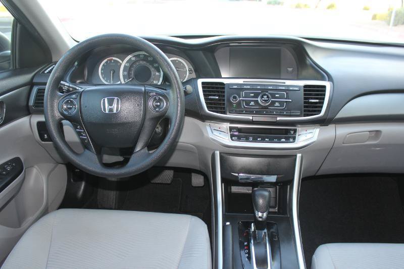 Used 2015 Honda Accord LX image 17