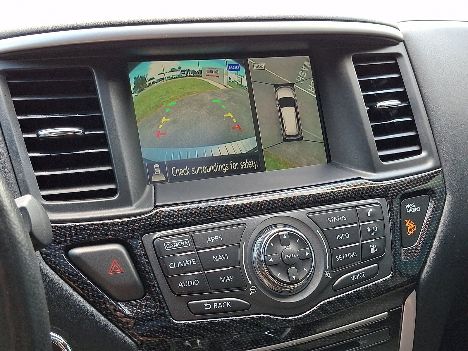 Used 2020 Nissan Pathfinder SL AWD/4WD image 22