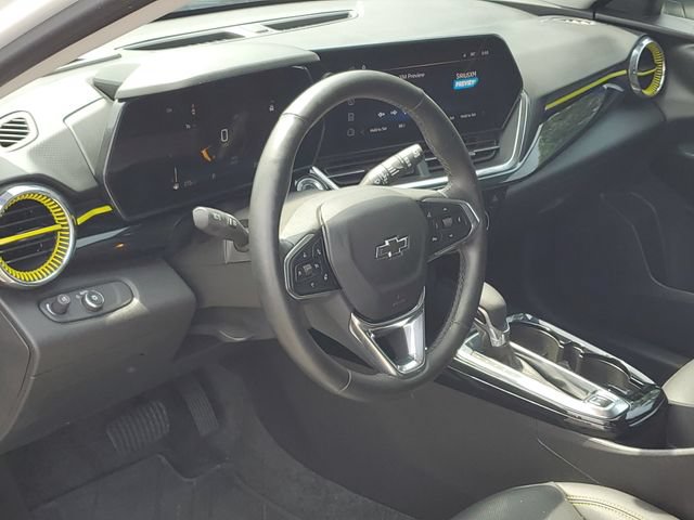 Certified 2025 Chevrolet Trax ACTIV w/ Driver Confidence Package FWD image 7