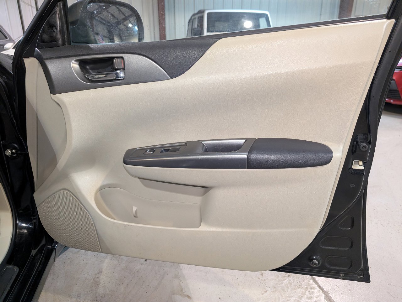 Used 2011 Subaru Impreza 2.5i Premium w/ PWR Moonroof Value Pkg image 25