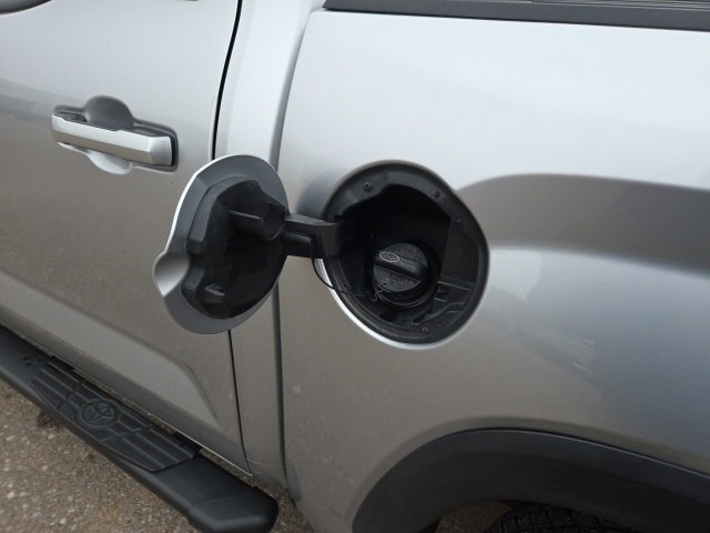 Used 2024 Toyota Tundra SR5 w/ SR5 Premium Package image 20