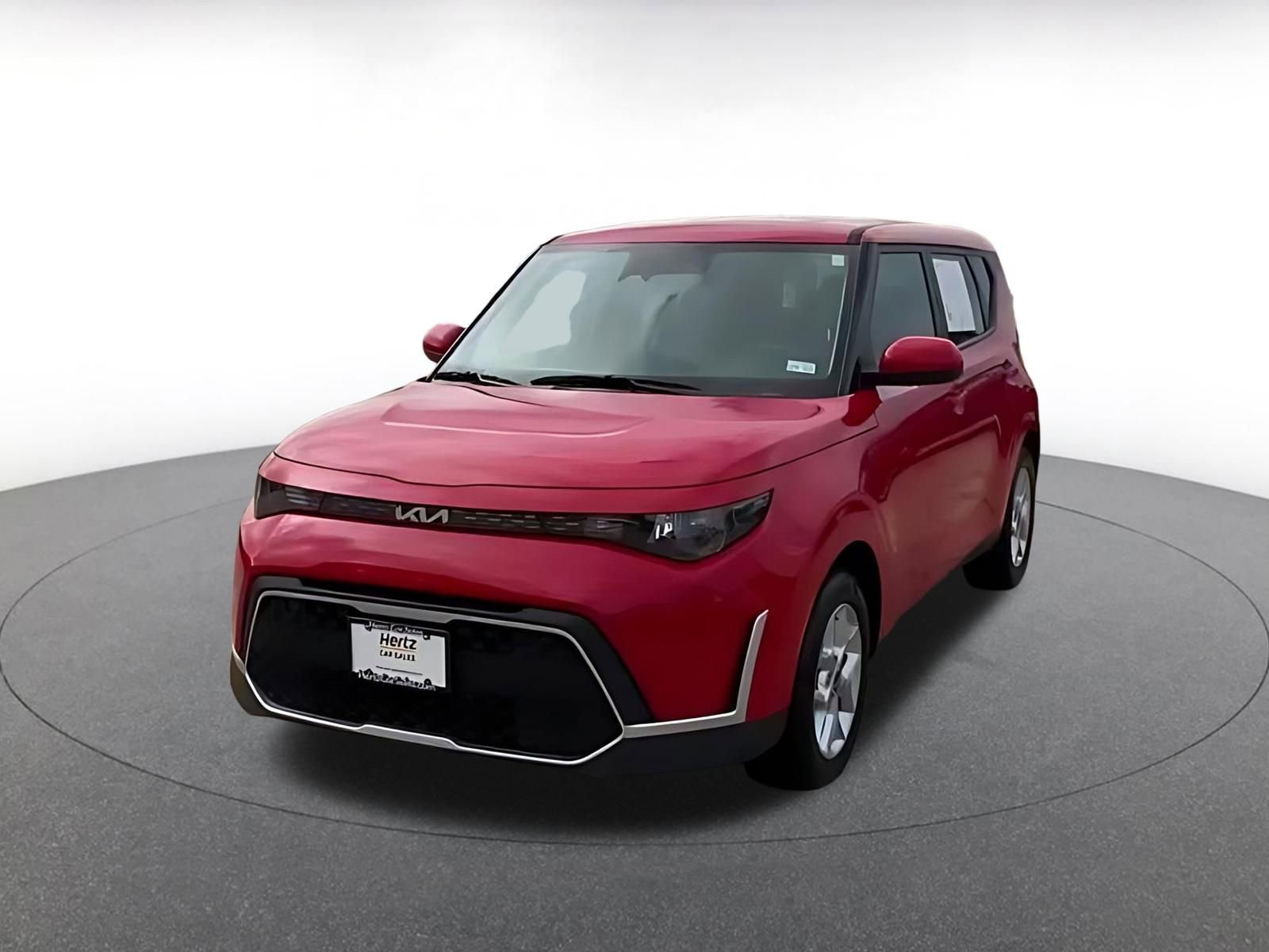 Used 2025 Kia Soul LX w/ LX Technology Package image 4