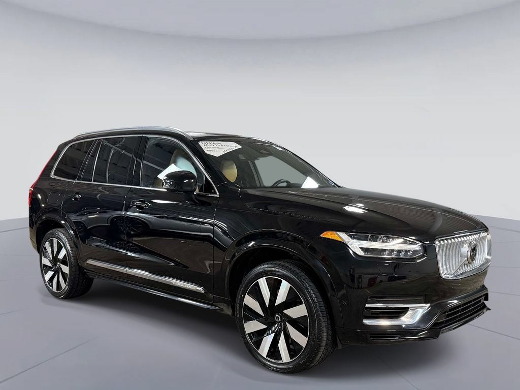 Used 2024 Volvo XC90 T8 Ultimate AWD/4WD image 9