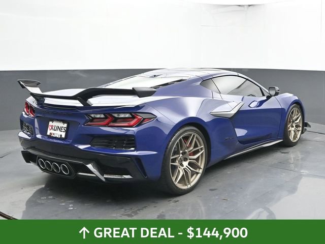 Used 2025 Chevrolet Corvette Z06 w/ Z07 Performance Package image 10