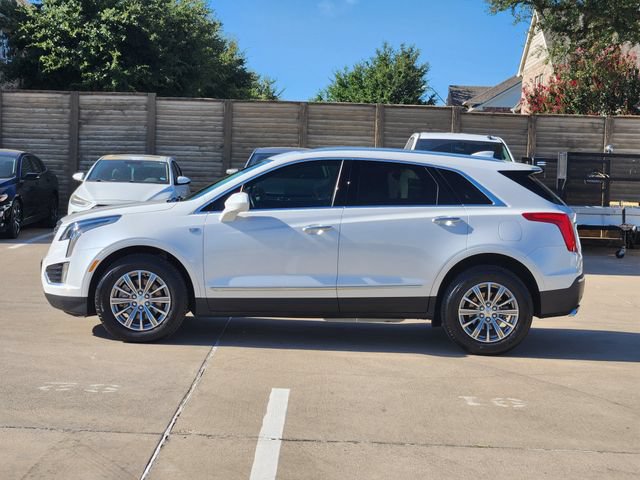 Used 2018 Cadillac XT5 Luxury w/ Driver Awareness Package FWD image 13