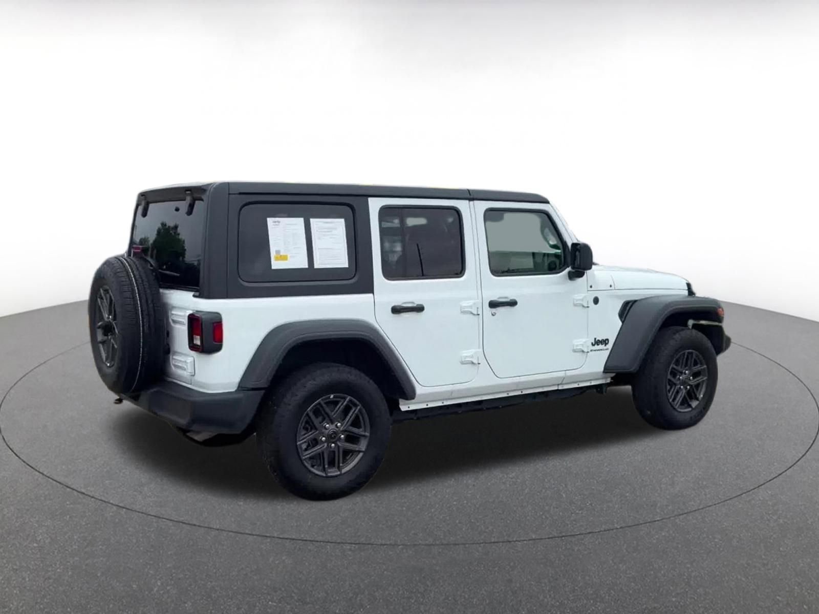 Used 2025 Jeep Wrangler Unlimited Sport AWD/4WD image 10