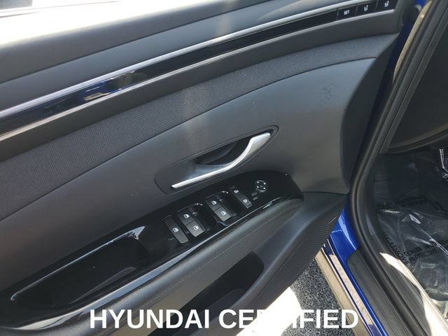 Certified 2022 Hyundai Tucson Limited AWD/4WD image 11