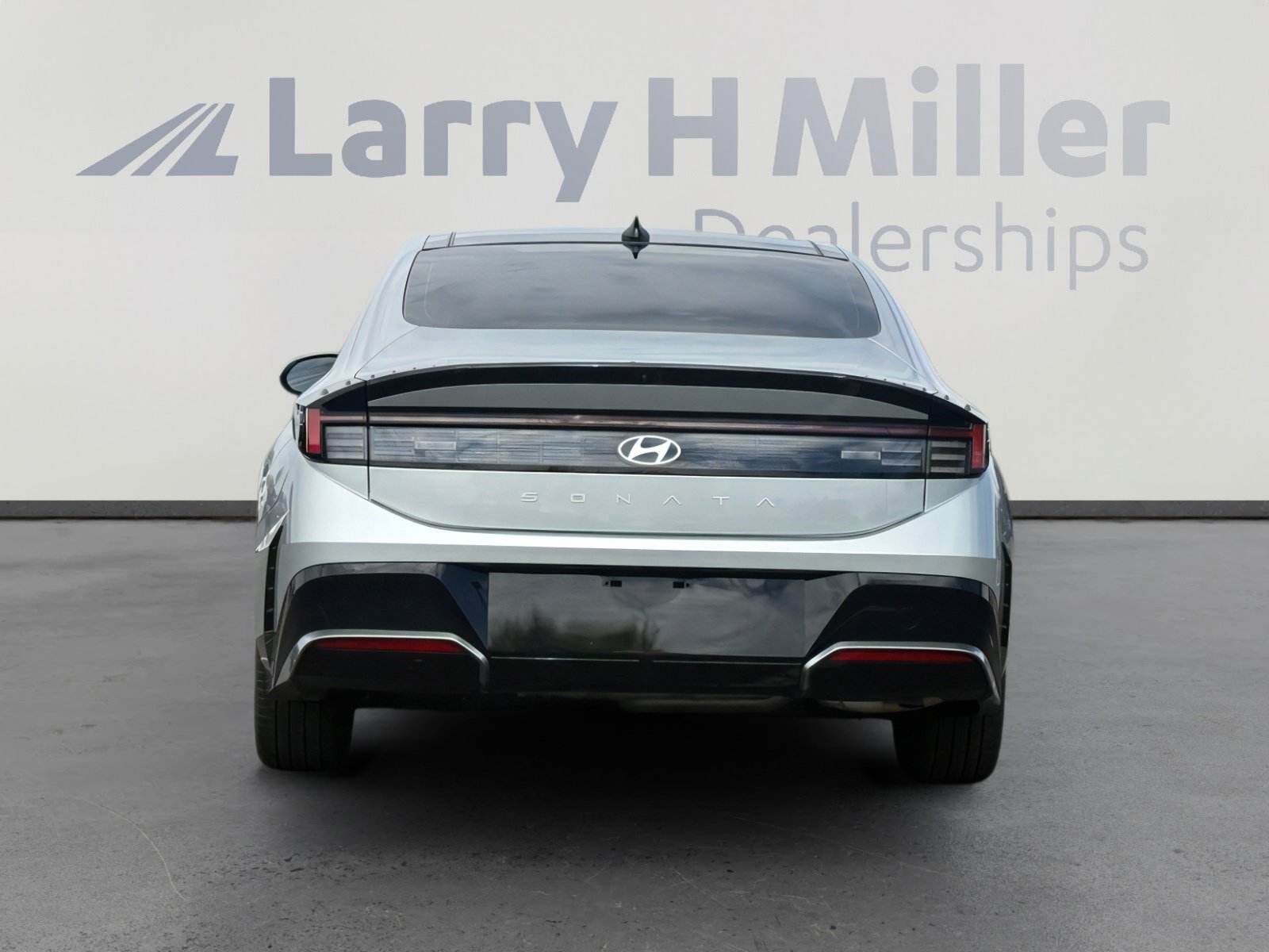 Used 2024 Hyundai Sonata SEL w/ Convenience Package FWD image 5