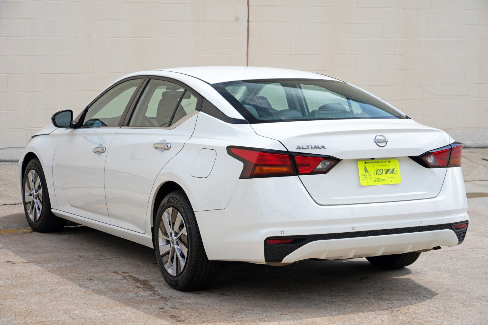 Used 2024 Nissan Altima 2.5 S FWD image 42