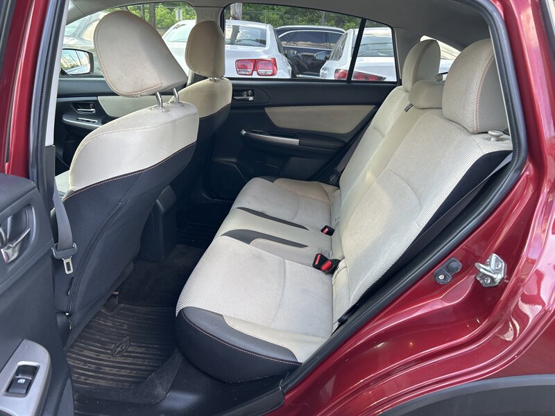 Used 2016 Subaru Crosstrek 2.0i Premium image 9