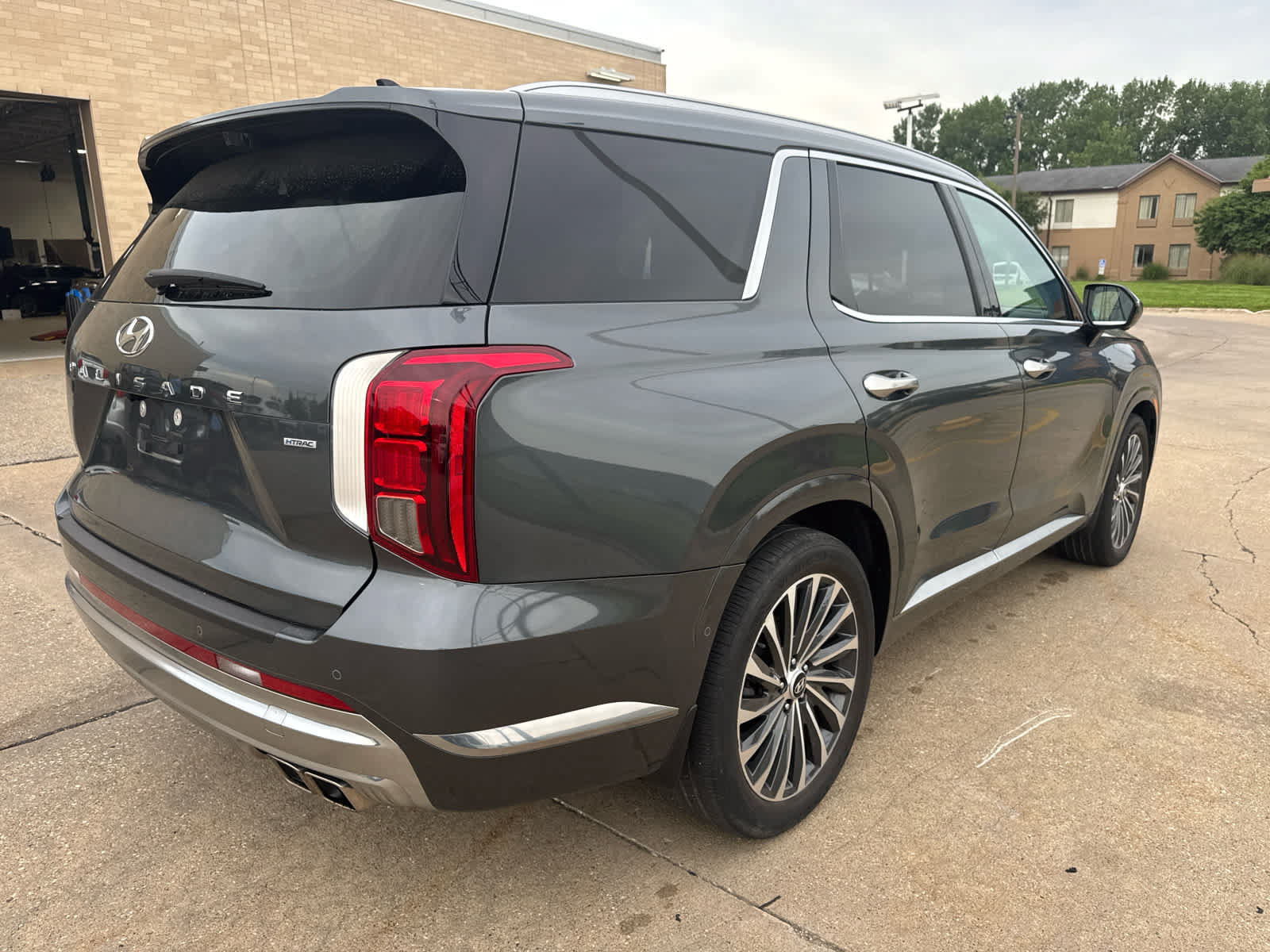 Used 2023 Hyundai Palisade Calligraphy AWD/4WD image 5