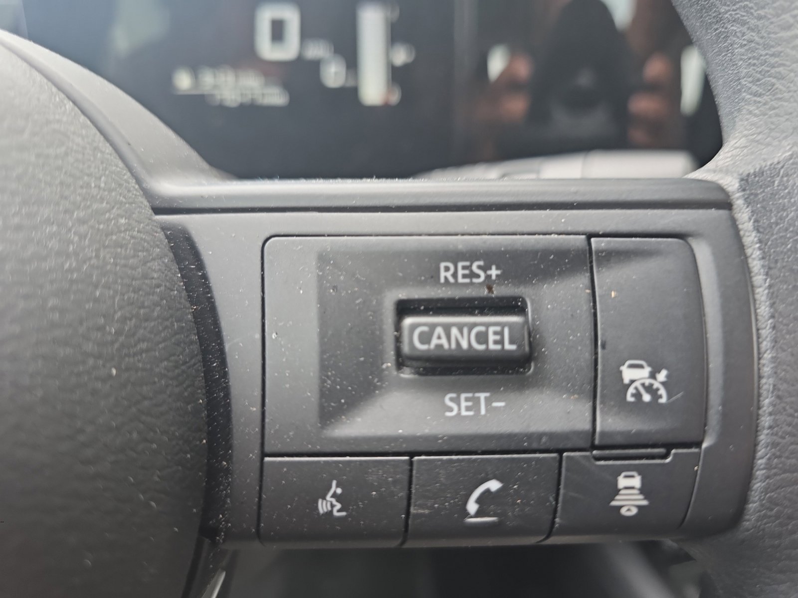 Used 2025 Nissan Kicks S image 23