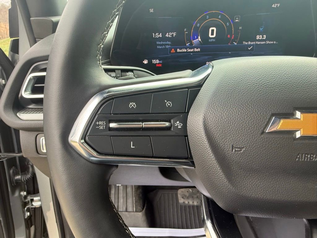 Used 2024 Chevrolet Traverse LS image 31