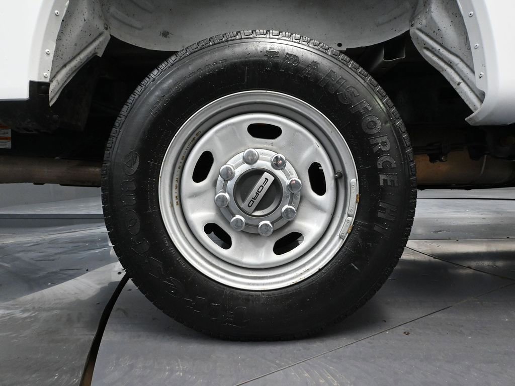 Used 2021 Ford F250 XL w/ Power Equipment Group image 16