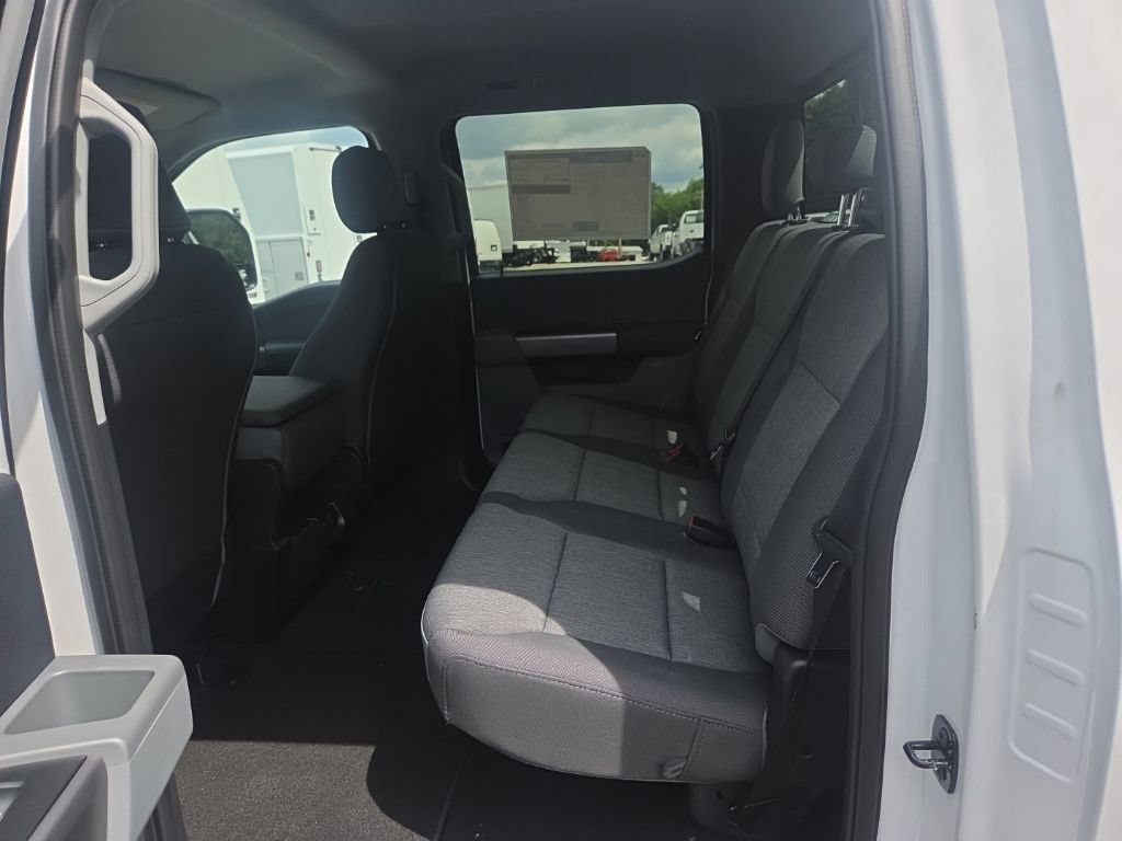 New 2026 Ford F350 XL w/ STX Appearance Package AWD/4WD image 9