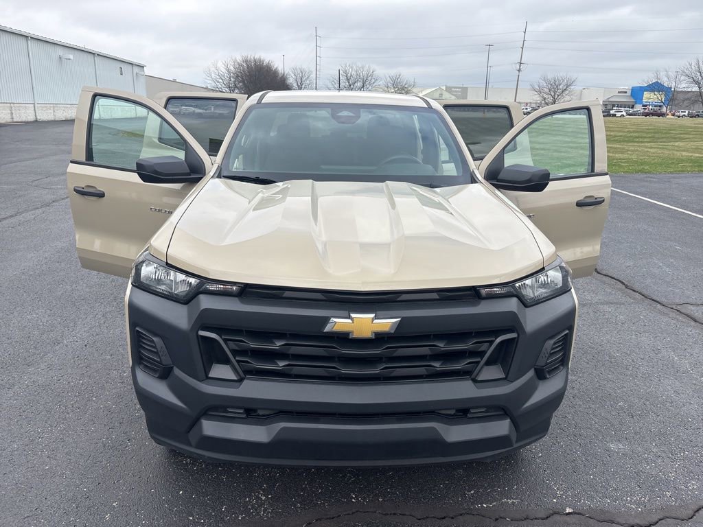 Used 2024 Chevrolet Colorado W/T image 23