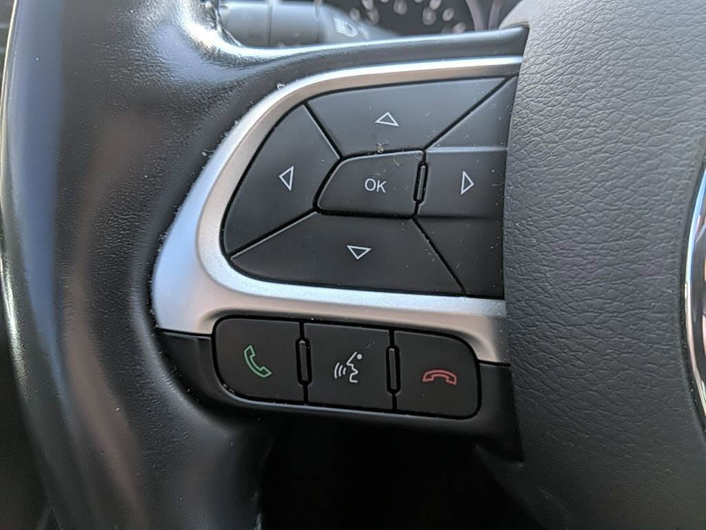 Used 2020 Jeep Compass Latitude image 14