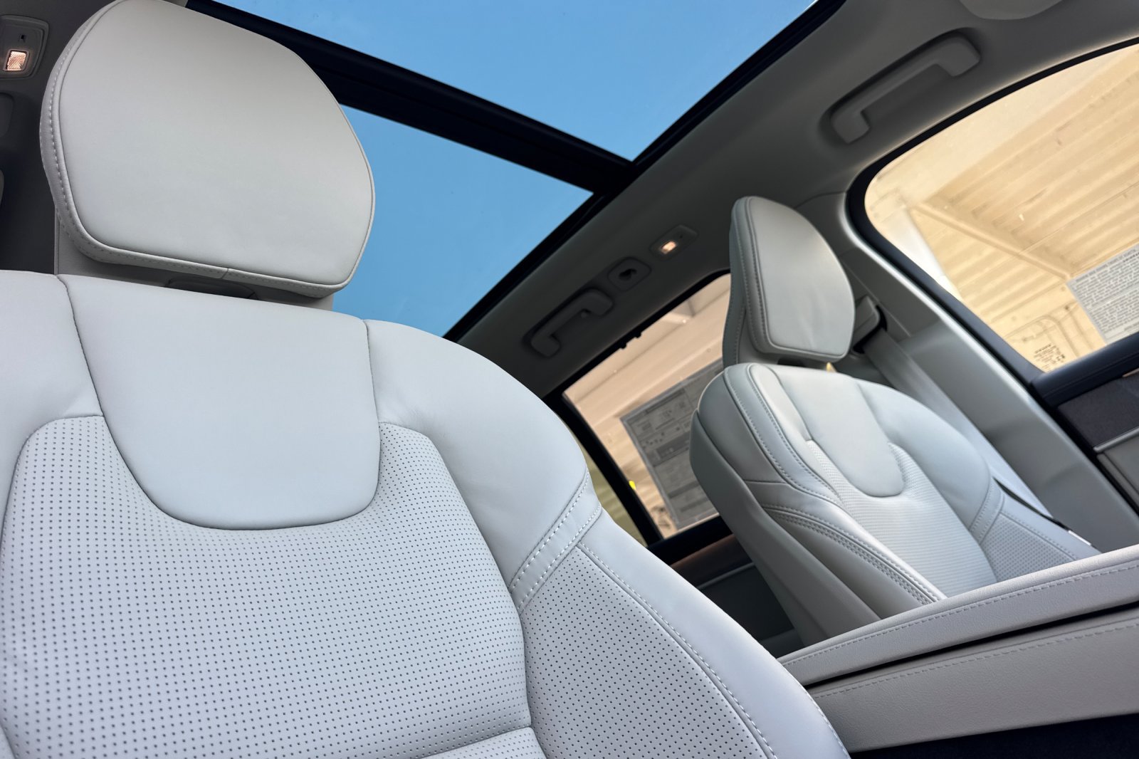 New 2026 Volvo XC90 T8 Ultra AWD/4WD image 15