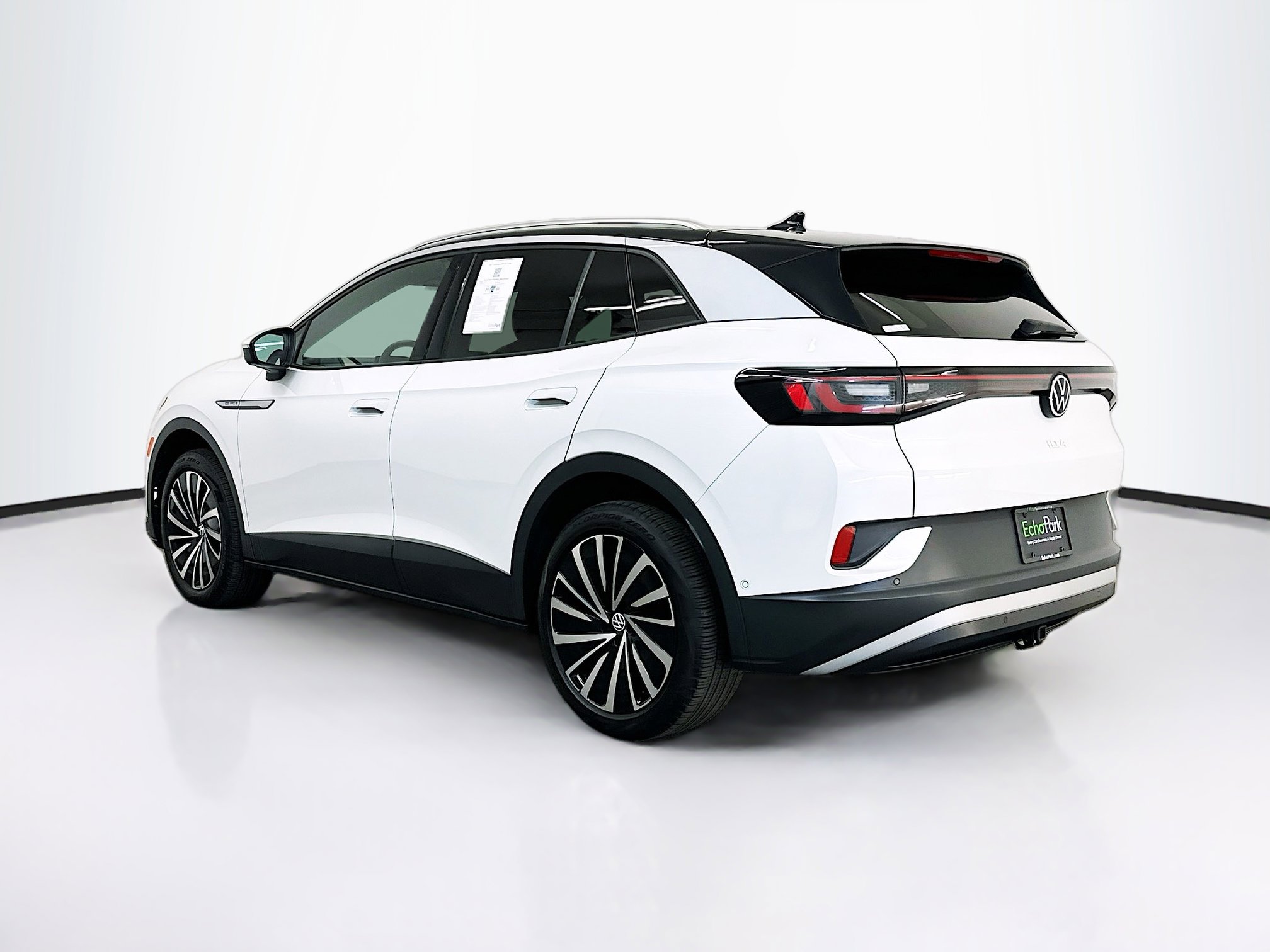 Used 2023 Volkswagen ID.4 Pro S Plus AWD/4WD image 5