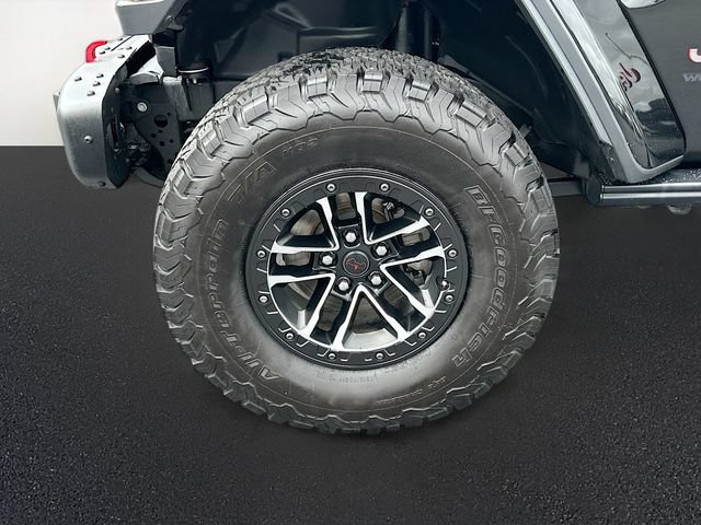Used 2024 Jeep Wrangler Unlimited Rubicon AWD/4WD image 32