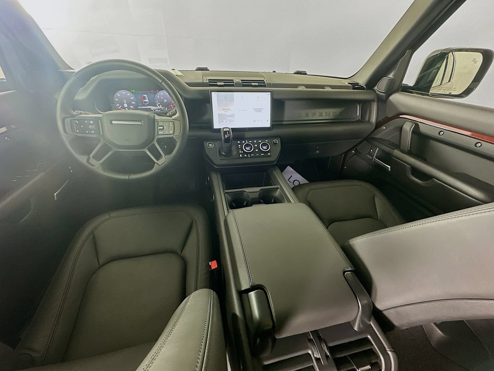 New 2025 Land Rover Defender 130 S AWD/4WD image 14