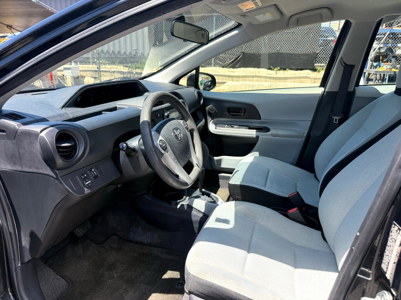 Used 2012 Toyota Prius C One image 9