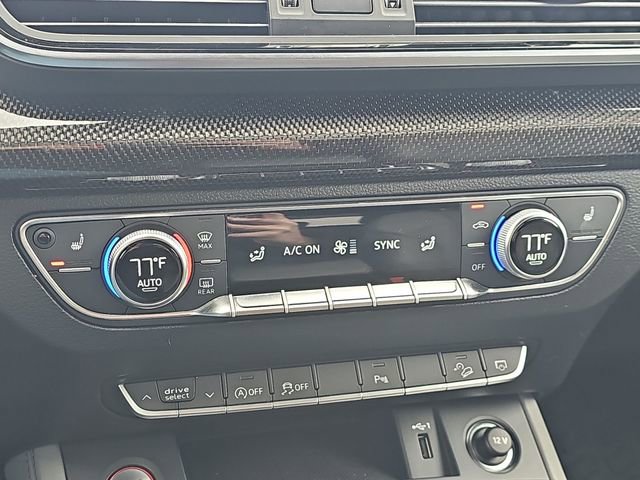 Used 2022 Audi SQ5 Premium Plus w/ Premium Plus Package image 24