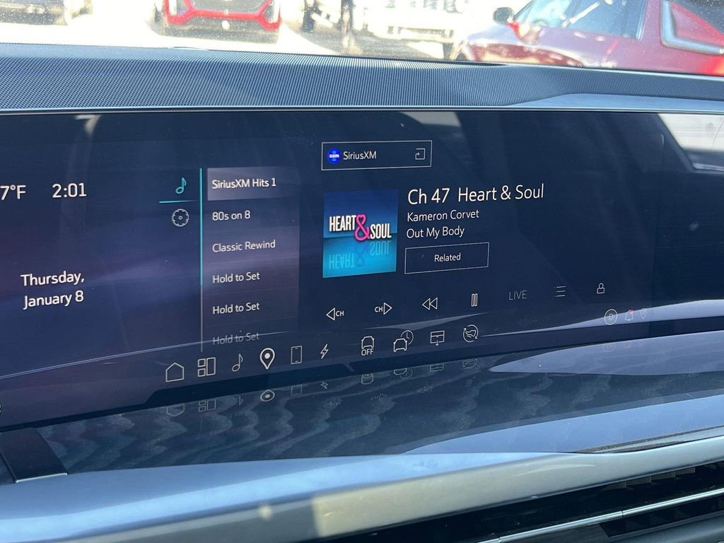 New 2025 Cadillac Escalade IQ Luxury 2 image 17