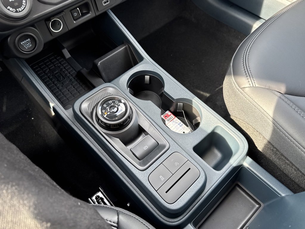 New 2025 Ford Maverick Lariat w/ Black Appearance Package image 25