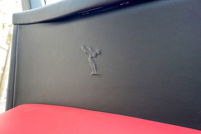 Used 2023 Rolls-Royce Cullinan w/ Cullinan Package image 52